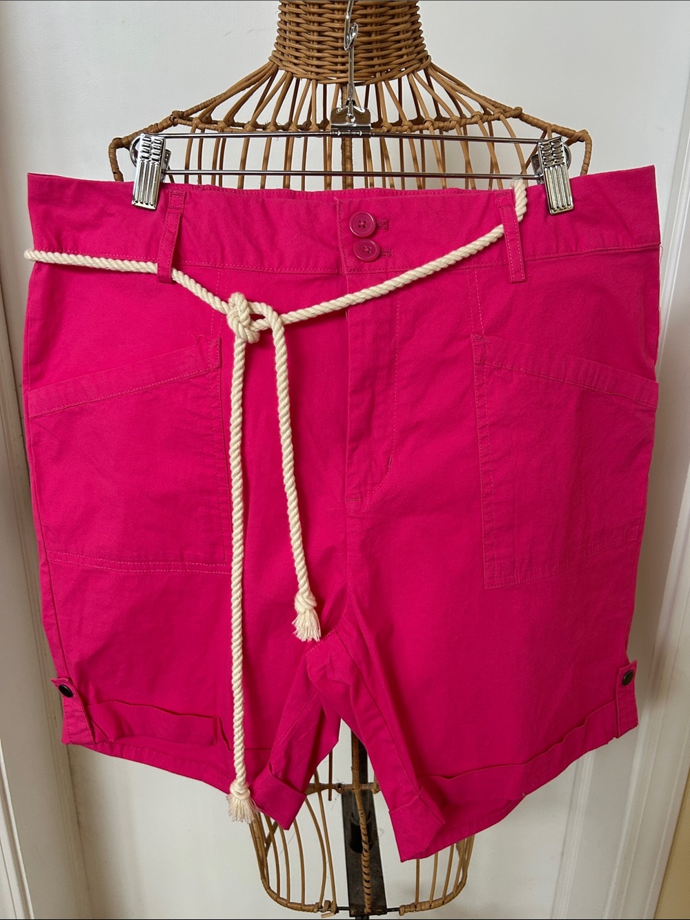 Women's Hot Pink Rope-Belt Bermuda Shorts
